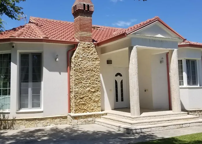 Country House Bubullime Albania